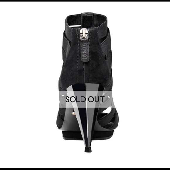 Gucci Isadora Elastic Cage Black Bootie 38 8 - Picture 3 of 8